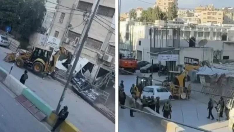 العدوان متواصل على مخيّم شمال القدس: إصابات واعتقالات وهدم منشآت