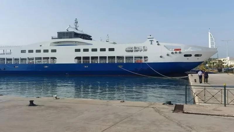 إلغاء سفرتين بحريتين بين صفاقس وقرقنة بسبب التقلبات الجوية