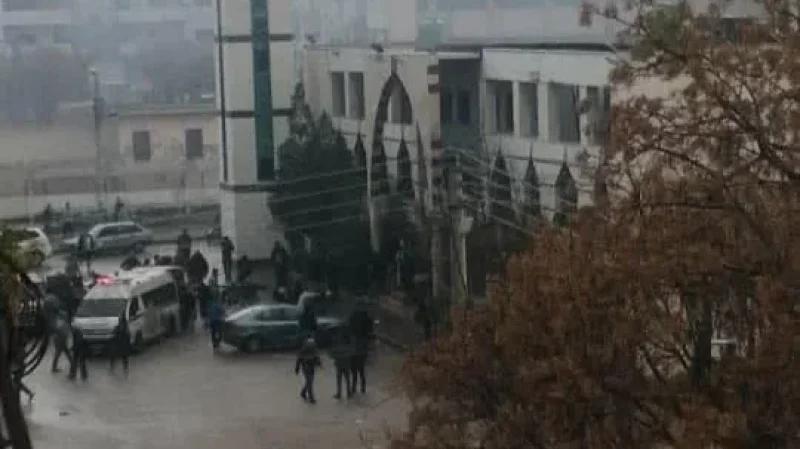 سوريا: مقتل 5 أشخاص في انفجار بمسجد في حمص