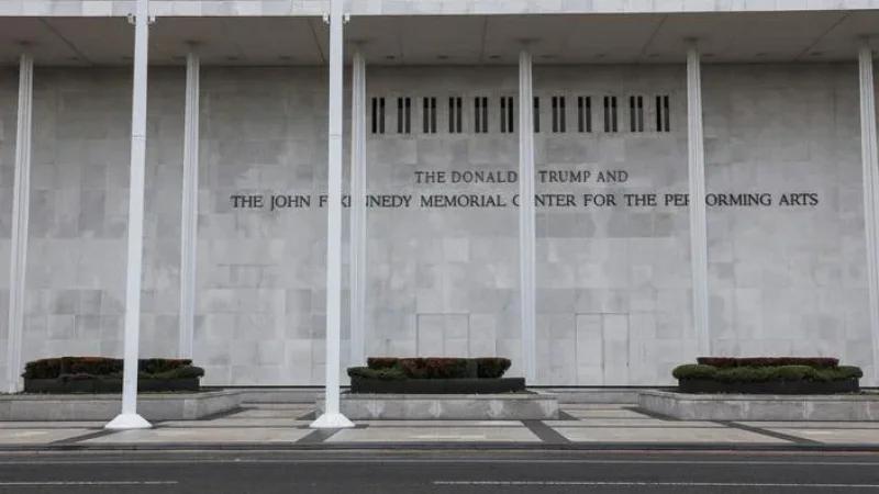 Des artistes annulent leurs concerts au Kennedy Center
