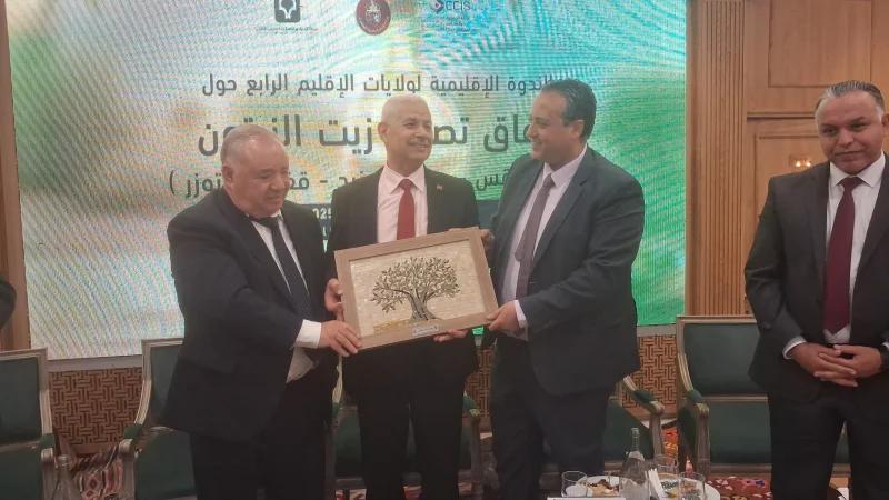 وزير التجارة: نعمل على تنويع الأسواق لترويج زيت الزيتون في كلّ القارات