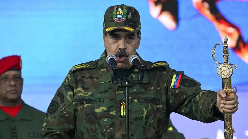 مادورو يُعلن حالة الطوارئ في فنزويلا ويدعو إلى التعبئة