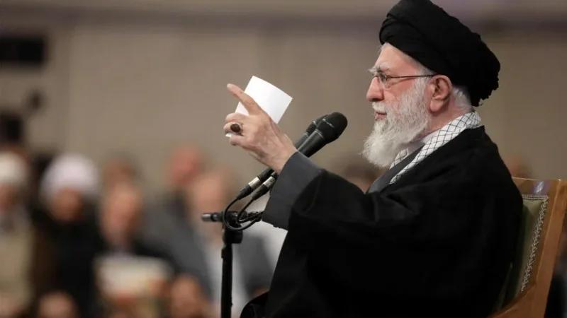 خامنئي عن الاحتجاجات في إيران: لن نتسامح مع المرتزقة ومثيري الشغب
