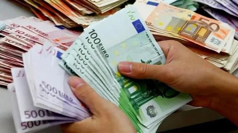 تحويلات التونسيين بالخارج تبلغ أكثر من 8.7 مليار دينار في 2025