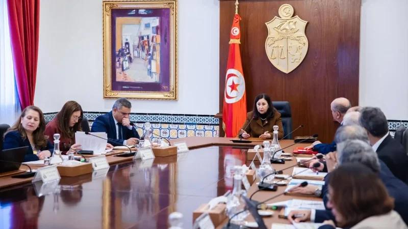 رئيسة الحكومة: سياسة الدولة في قطاع النقل ستَشهد تحوّلا جوهريا