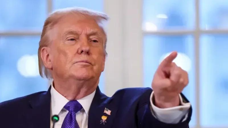 ترامب: الدول التي تتعامل تجاريا مع إيران ستواجه رسوما 25%