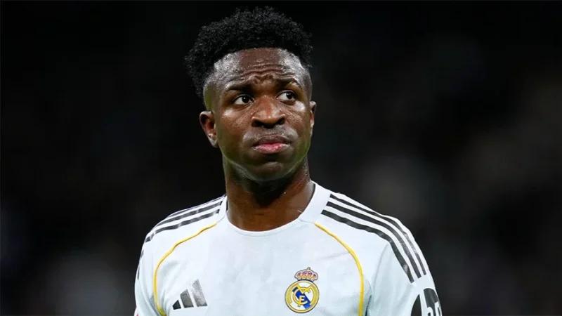 هتافات عنصرية ضد فينيسيوس جونيور قبل مباراة ريال مدريد في كأس الملك