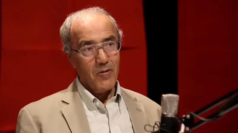 وفاة الصحفي كمال العبيدي