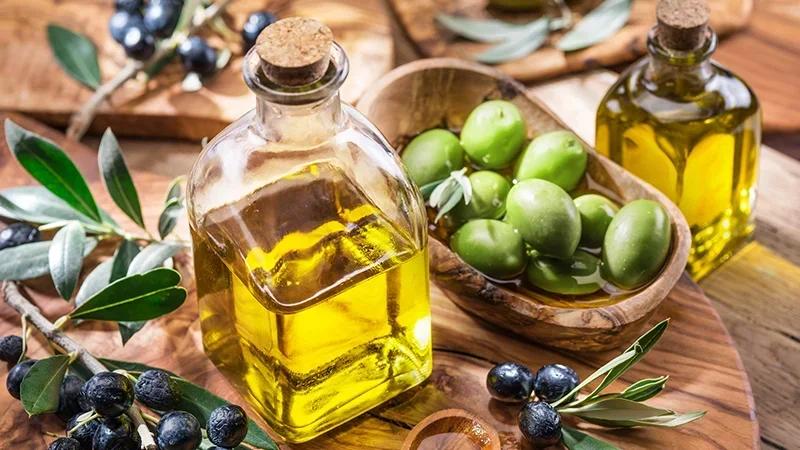 وزارة الفلاحة: نصيب التونسي من زيت الزيتون لا يتجاوز 3 لترات سنوياً