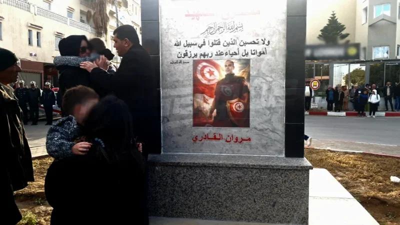 بحضور قيادات أمنية.. تدشين مفترق الشهيد مروان القادري بالقصرين