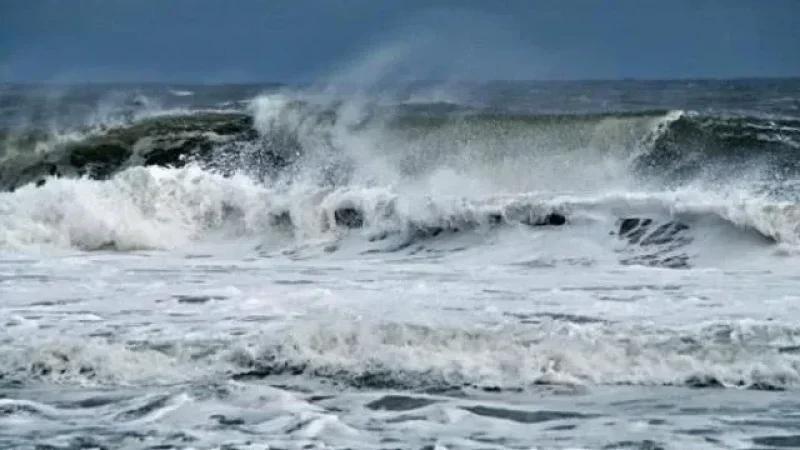 Des vagues de 12 mètres de hauteur dans le Cap-Bon