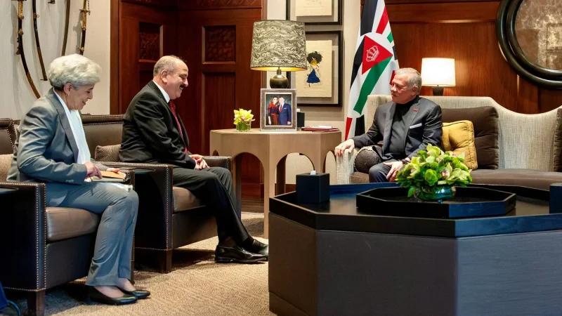 وزير الخارجية يلتقي في عمّان الملك الأردني عبد الله الثاني