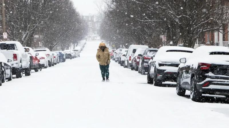 عاصفة شتوية تضرب أمريكا.. ترامب يعلن الطوارئ في 10 ولايات