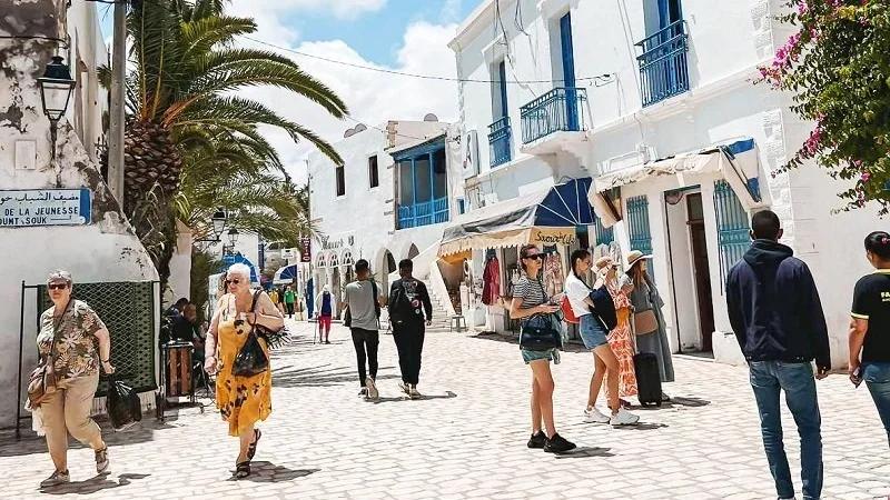 تعافي قياسي للسياحة العالمية في 2025 مع آفاق إيجابية لعام 2026