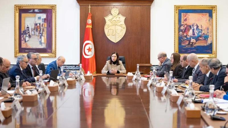 تحويل الديون التونسيّة إلى استثمارات في مشاريع تنموية محور مجلس وزاري