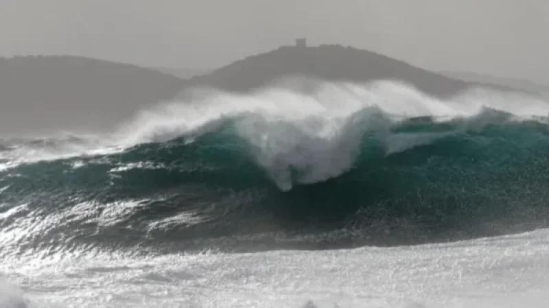 إلغاء سفرات بحرية بين صفاقس وقرقنة الليلة وفجر الخميس