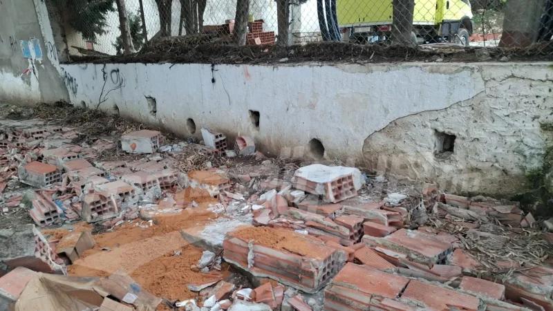تبرسق: سقوط جدار يتسبّب في وفاة طفل
