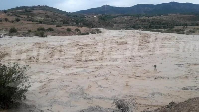 وفاة كهل جرفته سيول وادي مليز بغار الدماء