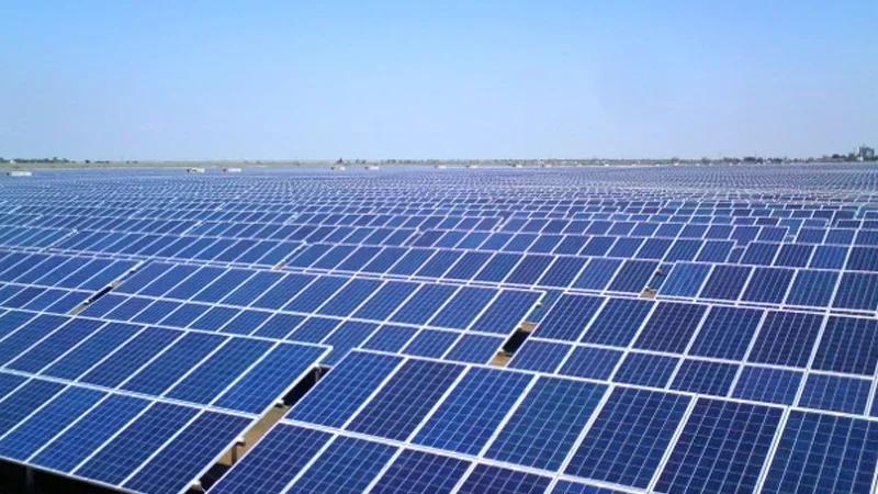 5 محطات فولطاضوئية تخفّض من توريد الطاقة