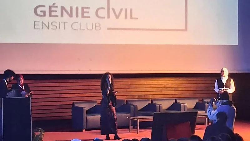 300 طالب وخبير من تونس والجزائر والمغرب يبحثون تحديات الهندسة المدنية