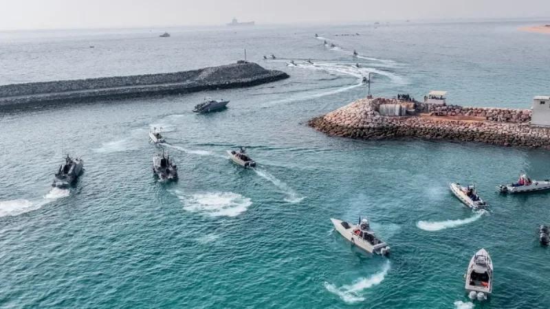 إيران: الحرس الثوري يبدأ مناورات عسكرية في مضيق هرمز