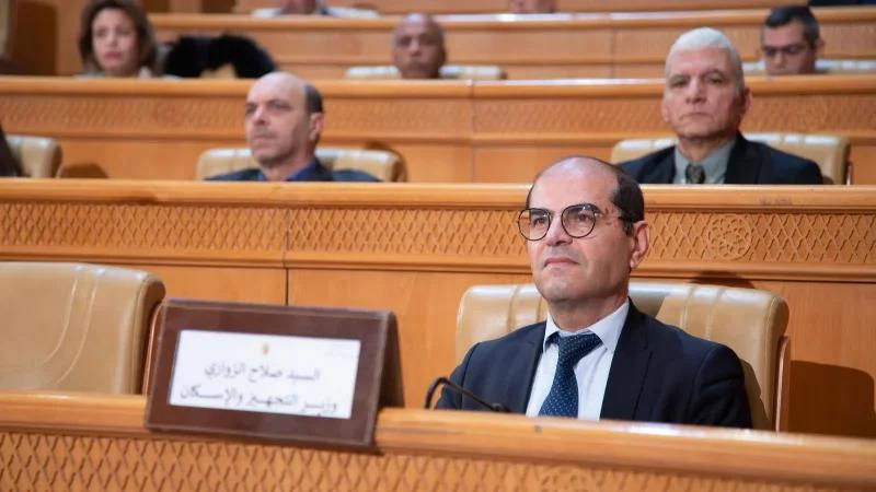 وزير التجهيز:دراسة استراتيجية لحماية الشريط الساحلي من الإنجراف البحري