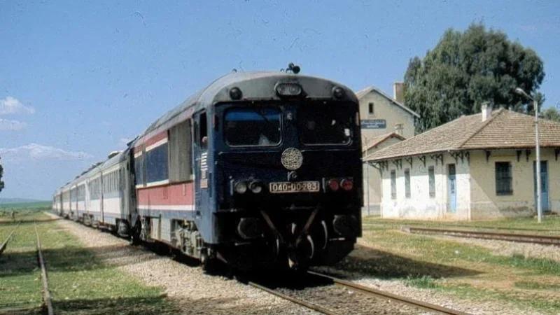 جنوح قطار الدهماني يعطّل سير قطارات الضاحية الجنوبية