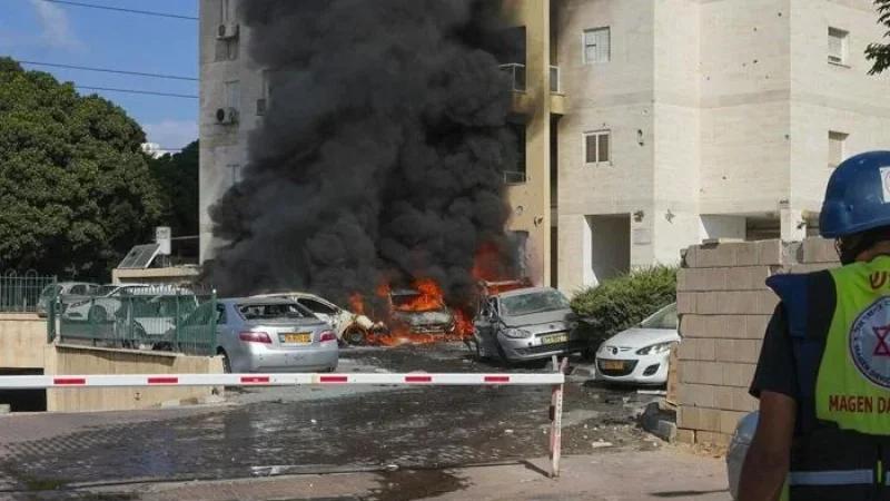 سقوط صاروخ في منطقة تل أبيب الكبرى