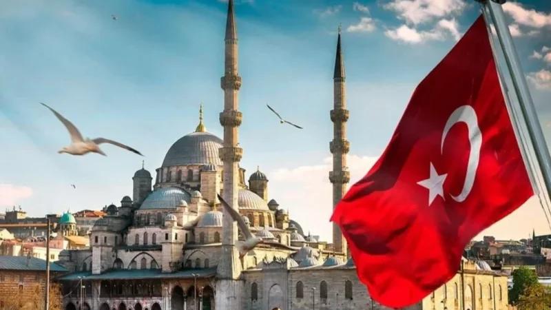 تركيا تعلن تعليق عمليات العبور اليومية عند الحدود مع إيران