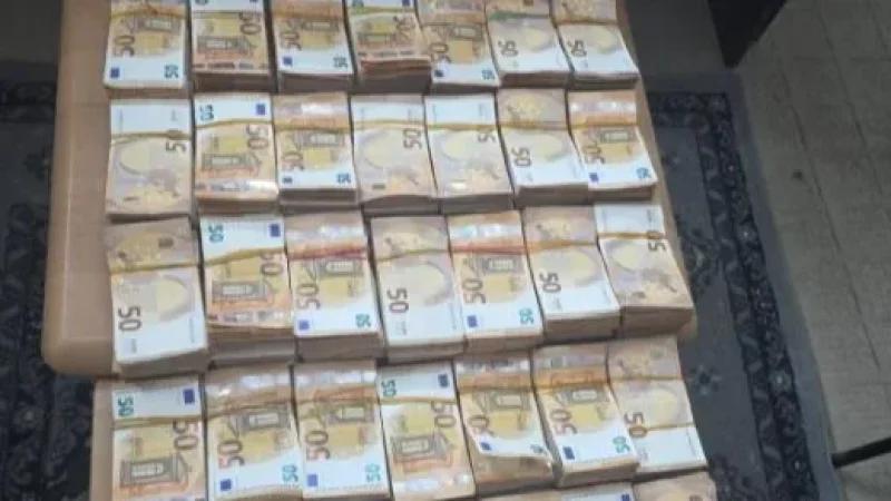 بن قردان: حجز عملة أجنبية مهربة وكمية من الذهب بقيمة 2.6 مليون دينار