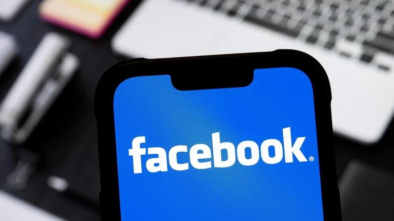 عطل مفاجئ يضرب 'فيسبوك'