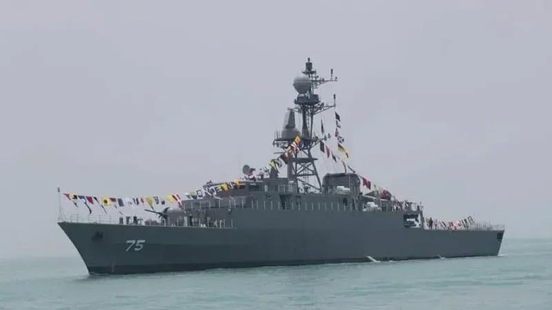 غرق سفينة حربية إيرانية: سريلانكا تنقذ 30 بحارا وتنتشل عددا من الجثث