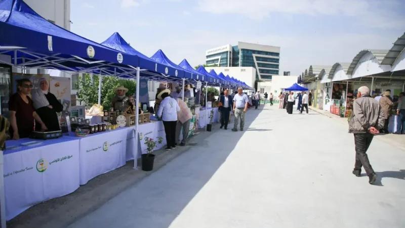 سوق الفلاح يستأنف نشاطه غدا الجمعة بمقر اتحاد الفلاحة بتونس