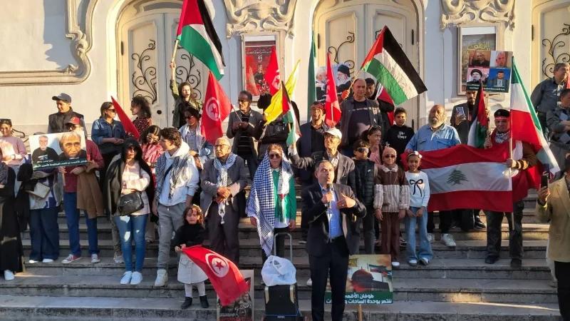 وقفة تضامنية مع لبنان أمام المسرح البلدي بالعاصمة