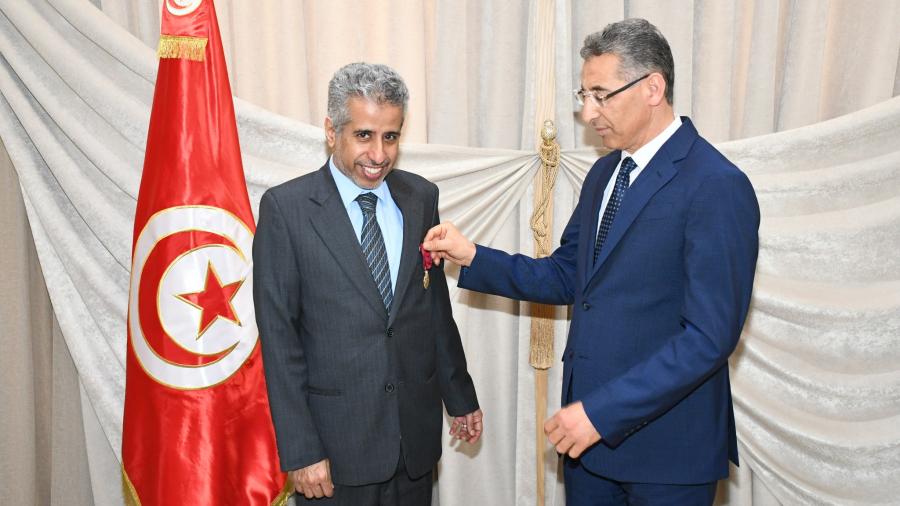 توفيق شرف الدين يكرّم الأمين العام لمجلس وزراء الداخلية العرب