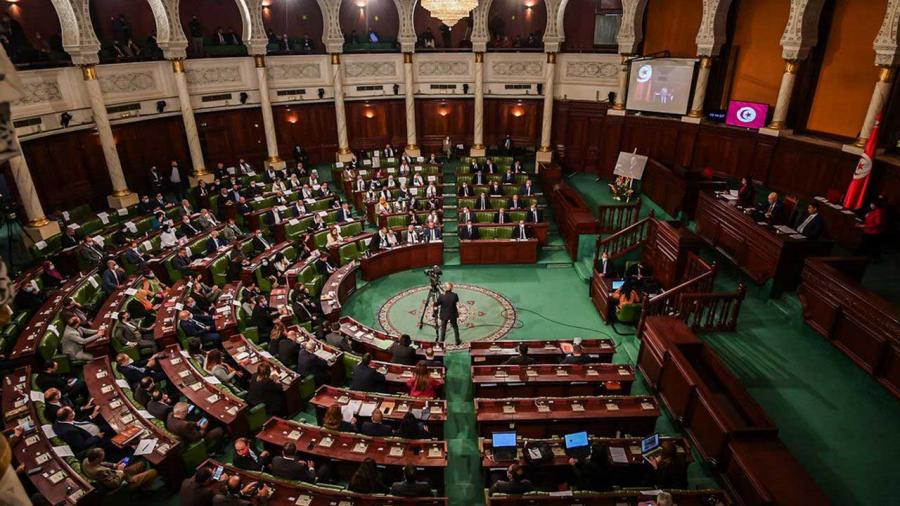 إدراج نائبة بالبرلمان في التفتيش بشبهة ارتكابها 11 مخالفة انتخابية