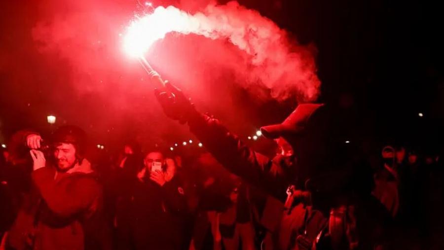اشتباكات بين الشرطة ومحتجين في باريس