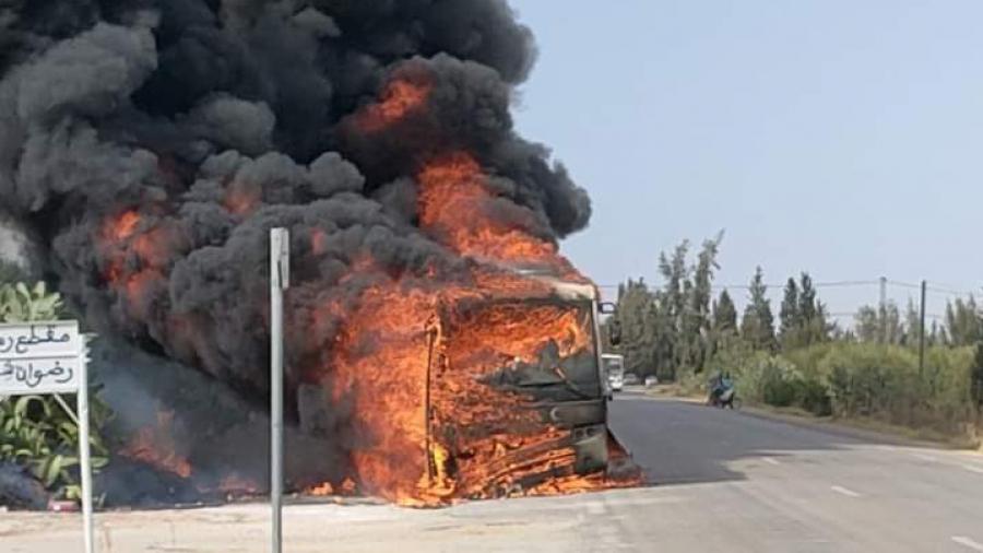 القيروان:اشتعال حافلة لنقل العملة