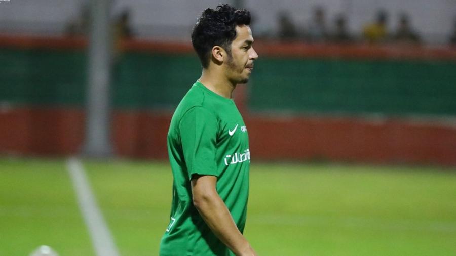 الياس الجلاصي: مسؤول من الزمالك تحدث معي.. ويشرفني الانضمام إلى الفريق