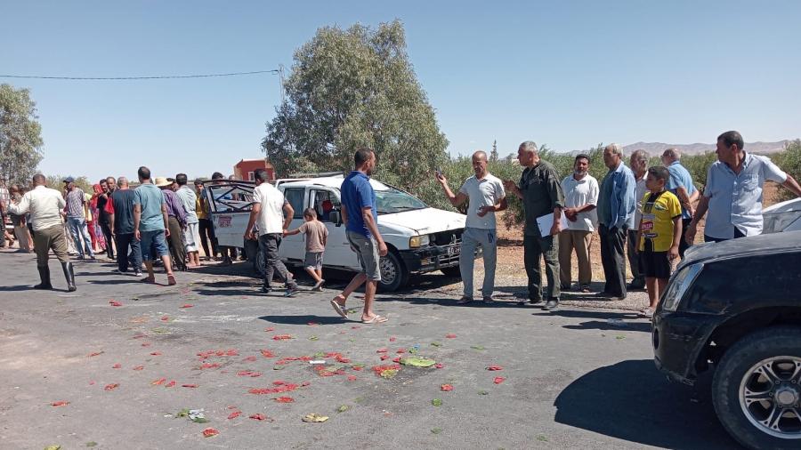 إصابة 23 عاملة فلاحية في انقلاب شاحنة بسيدي بوزيد