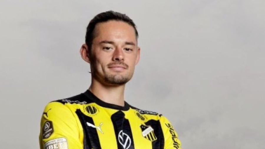 Amor Layouni rejoint BK Häcken