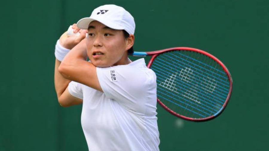 Wimbledon : Ons Jabeur hérite de la Chinoise Bai Zhuoxuan