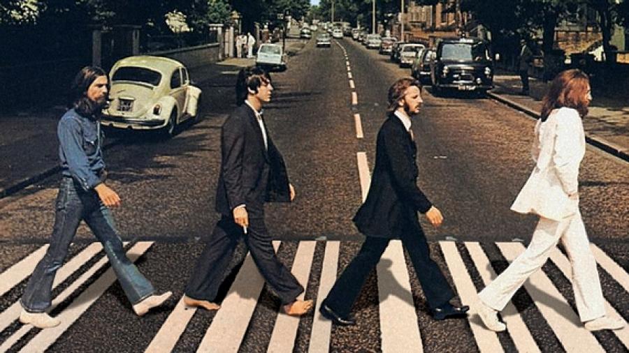 Sortie d'une chanson des Beatles utilisant l'intelligence artificielle