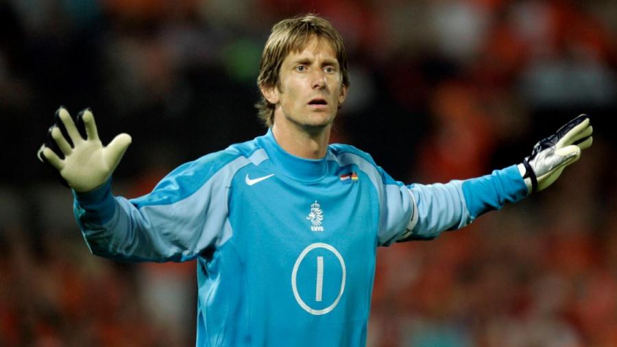 Edwin Van der Sar en soins intensifs