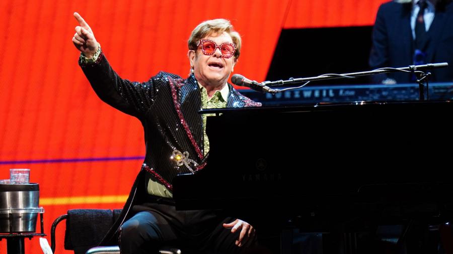 Elton John fait ses adieux au public britannique