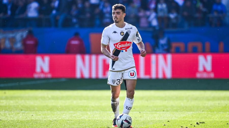 Ilyes Chetti licencié par Angers Sco