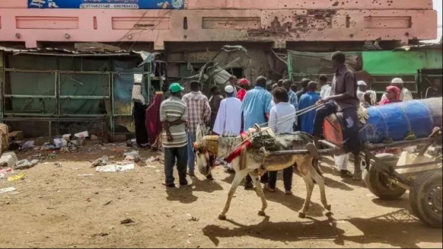 Soudan: Khartoum sous les bombes malgré les sanctions américaines