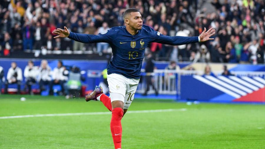 Kylian Mbappé bat le record de Just Fontaine