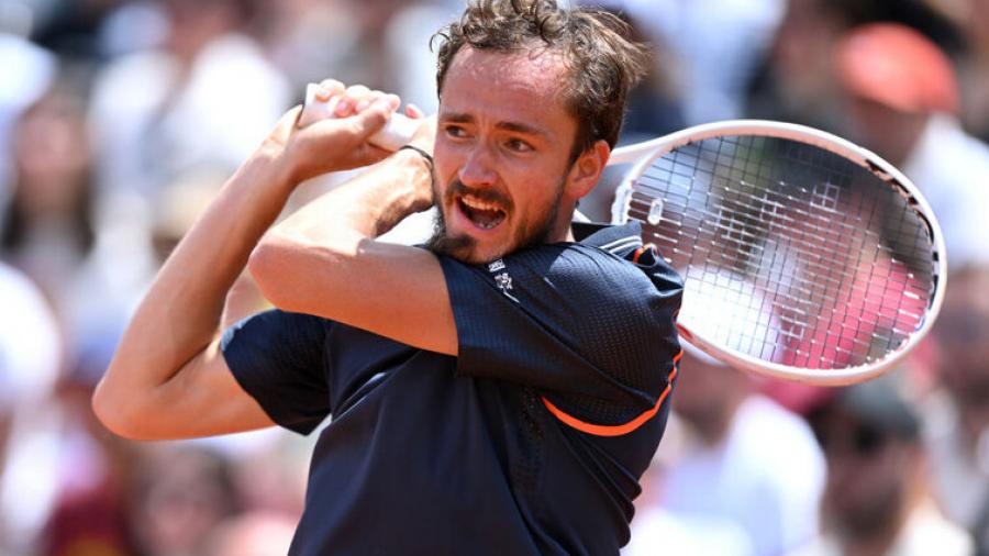 Tennis: Medvedev en demi-finale à Rome