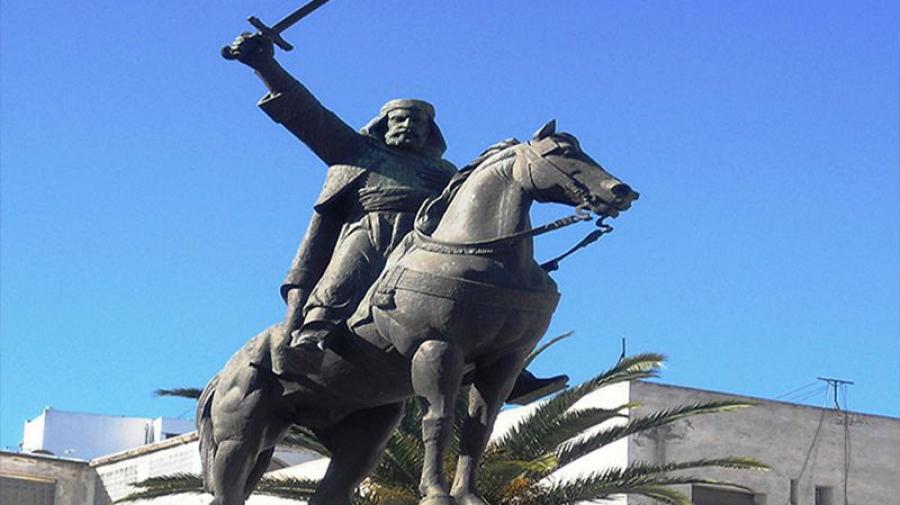 Algérie: Une statue de l'Emir Abdelkader, la plus haute du monde?